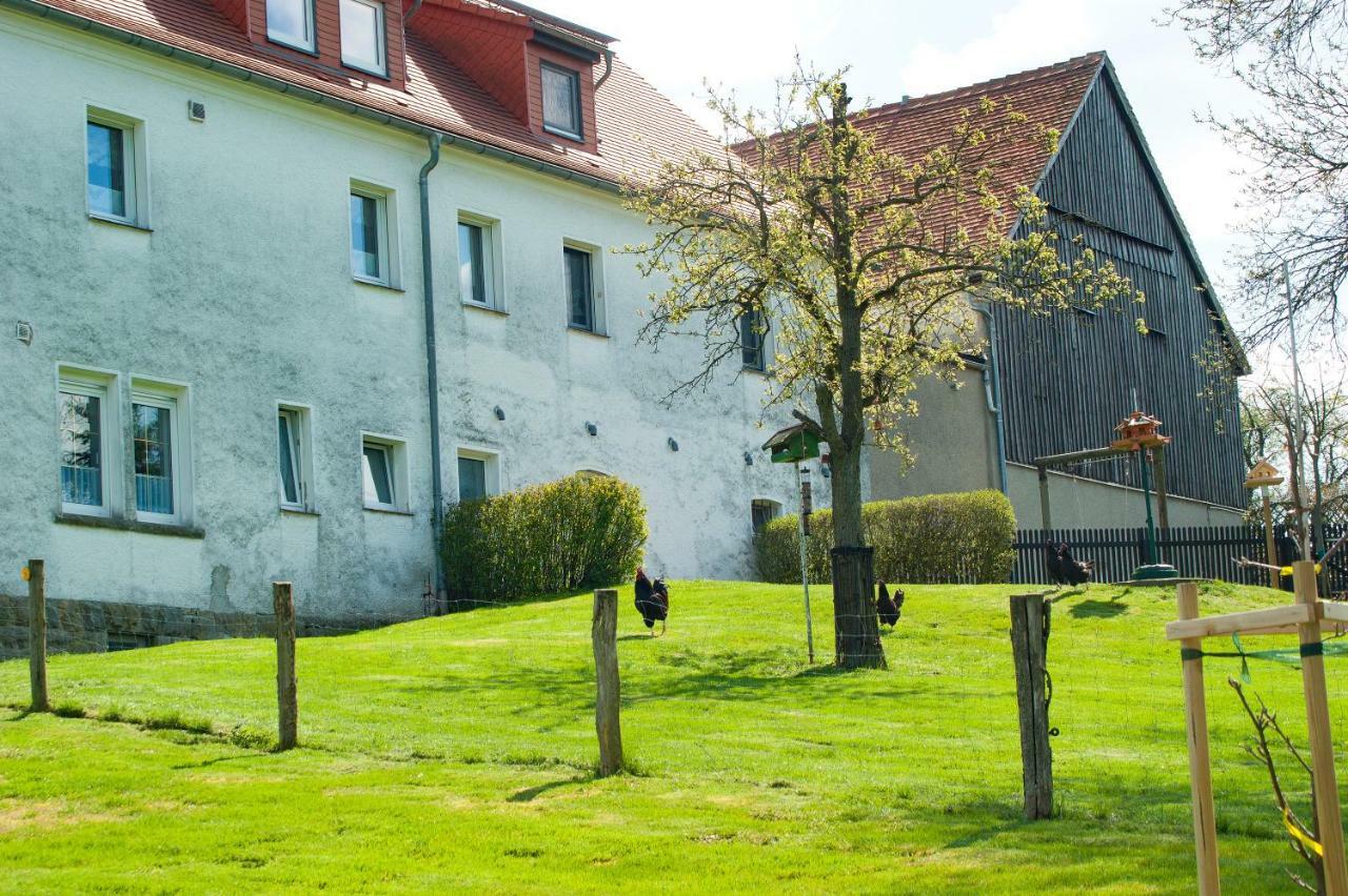Tharandt Dreiseitenhof Ferienwohnung Kuenzel מראה חיצוני תמונה