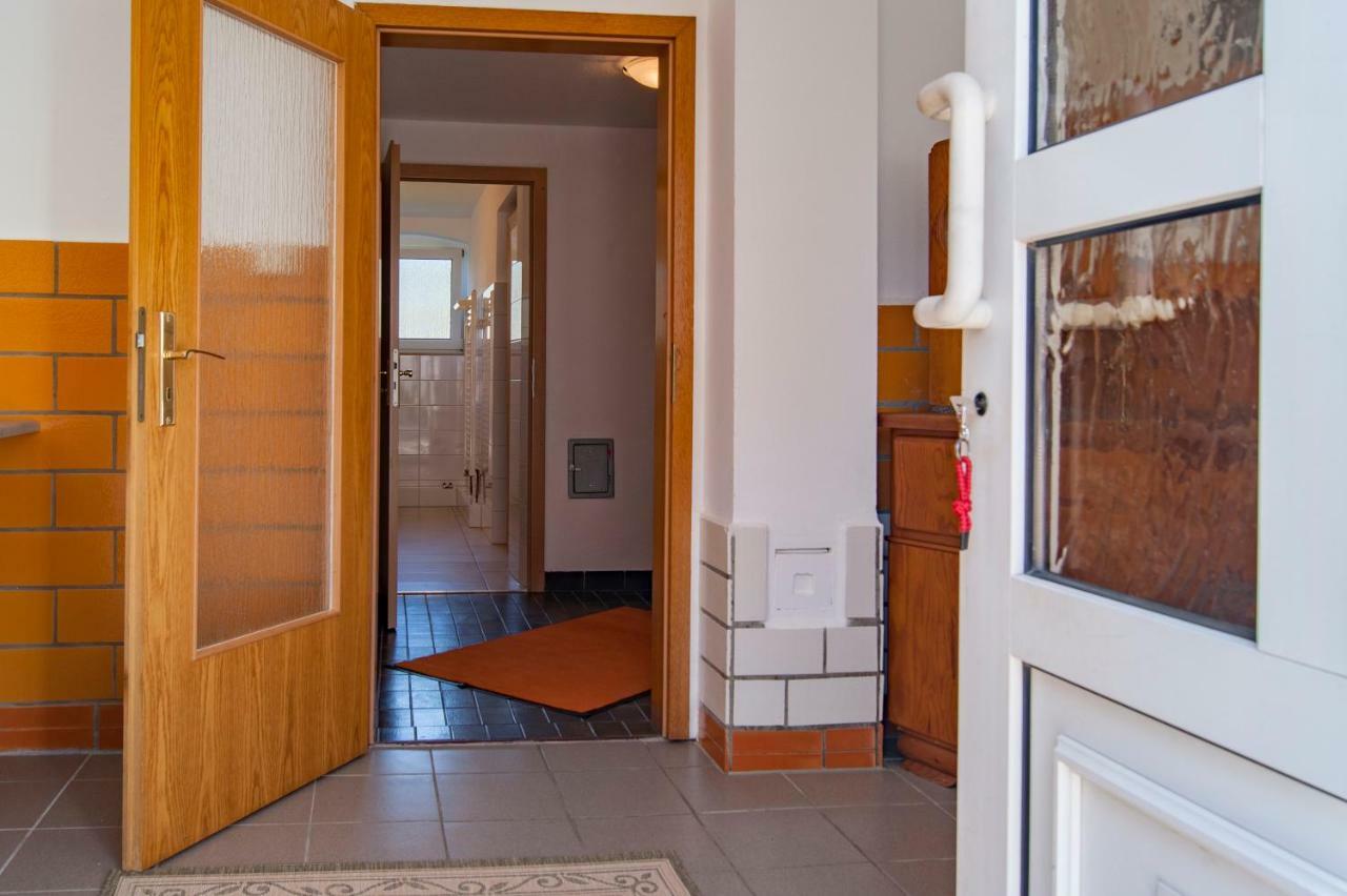 Tharandt Dreiseitenhof Ferienwohnung Kuenzel מראה חיצוני תמונה