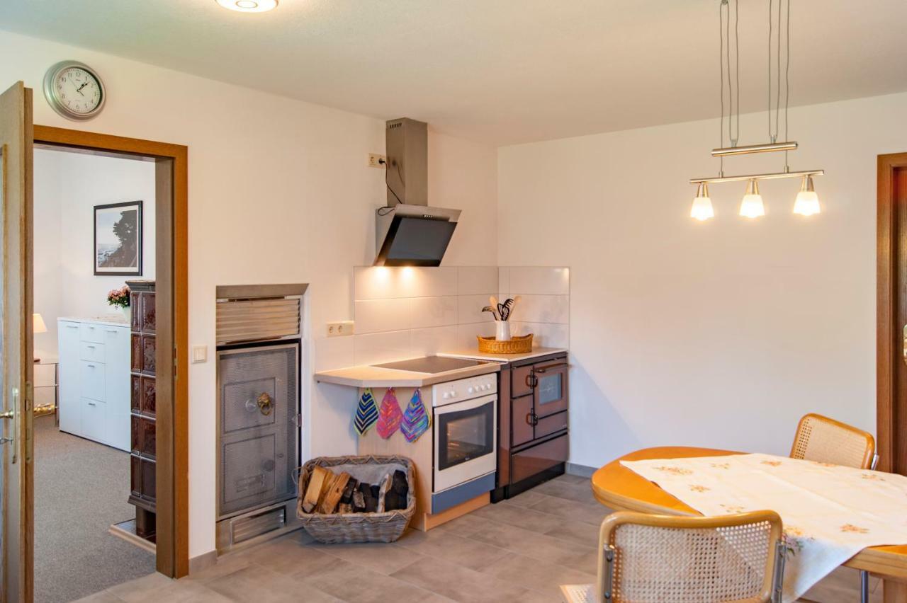 Tharandt Dreiseitenhof Ferienwohnung Kuenzel מראה חיצוני תמונה