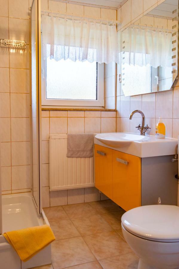 Tharandt Dreiseitenhof Ferienwohnung Kuenzel מראה חיצוני תמונה